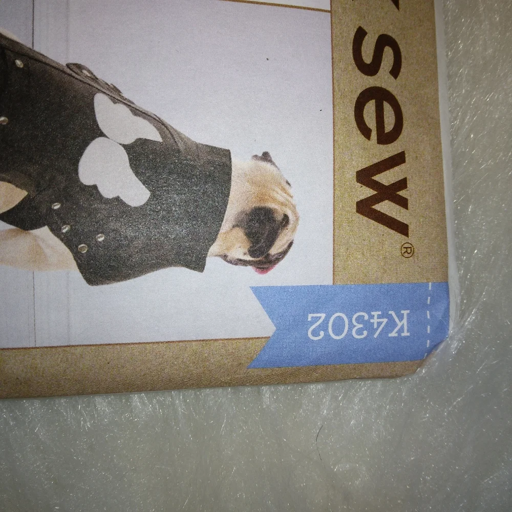 KWIK SEW K4302 Dog Coats in 4 styles Size M-L